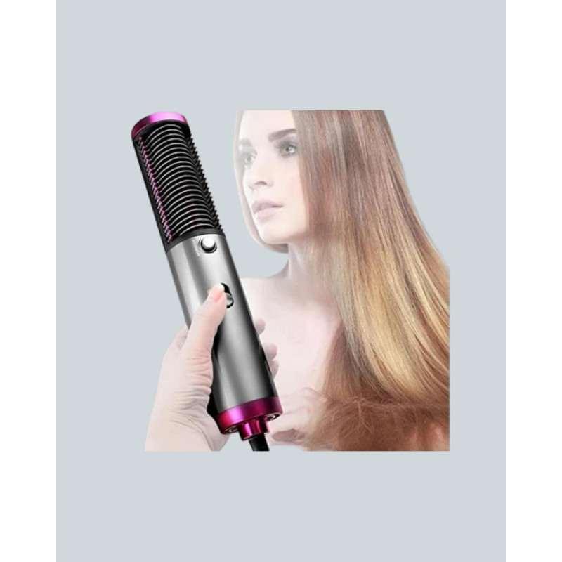 Salon Kalitesinde Saç Bakımı Sunan Şekillendirici Fırça